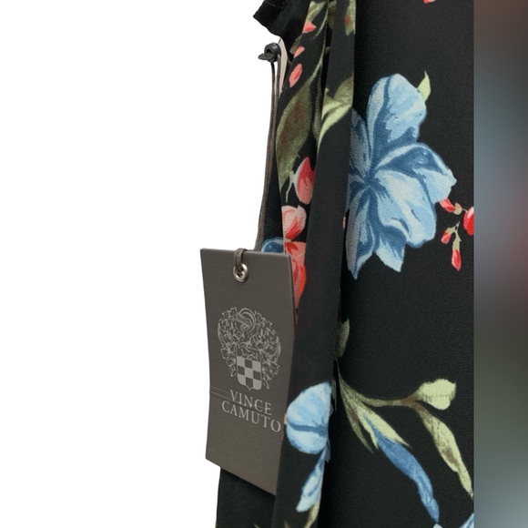 New! Vince Camuto floral chiffon sheer sleeveless v-neck blouse, black, small - Picture 6 of 7